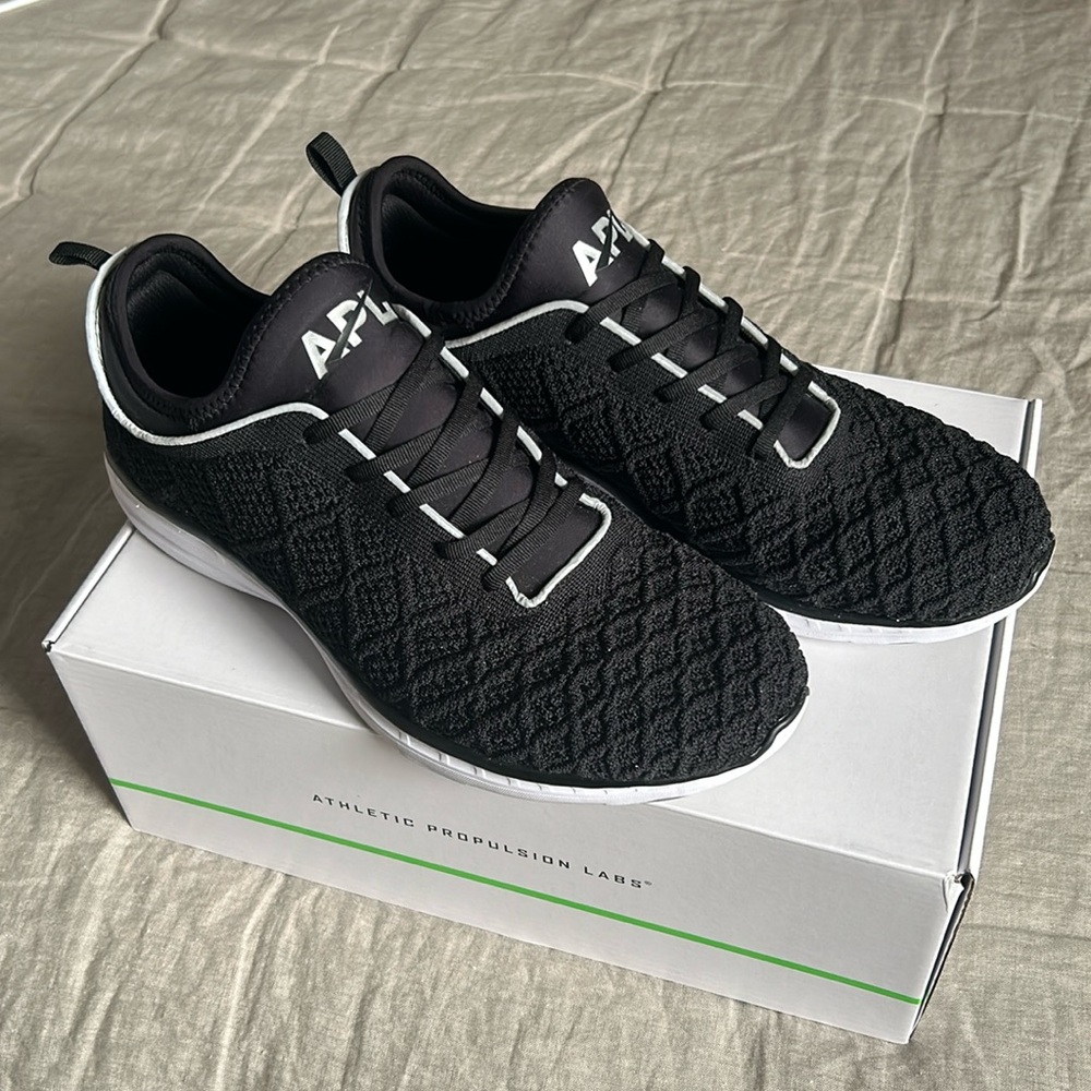 APL Techloom Phantom